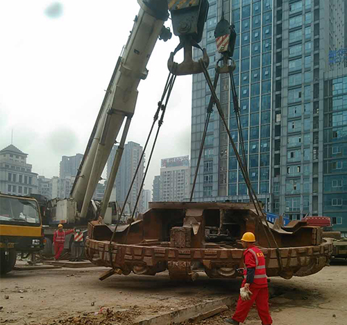 高墟汽车吊盾构机