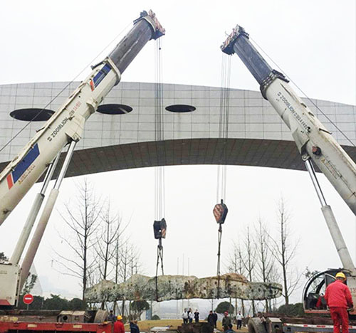 	 高墟吊大型景观石